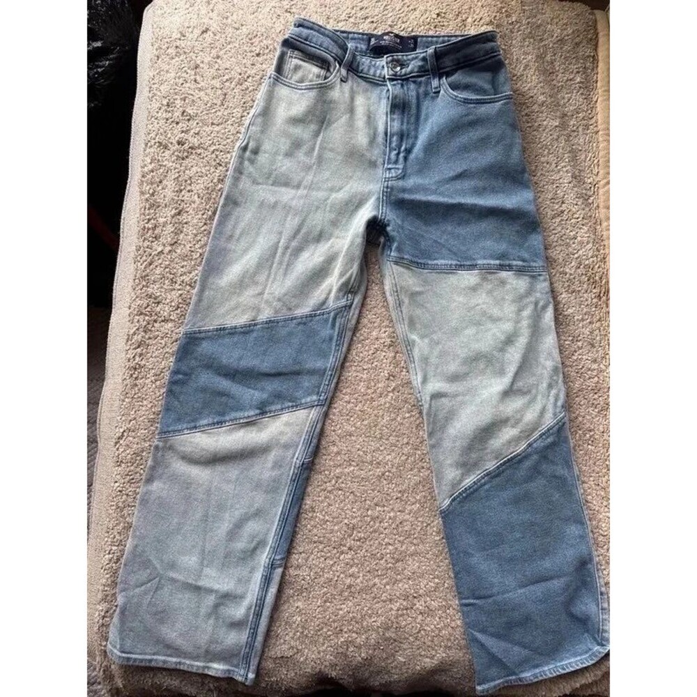 Hollister Ultra High Rise Dad Jean size 26